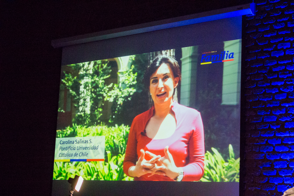 Saludo Carolina Salinas UC